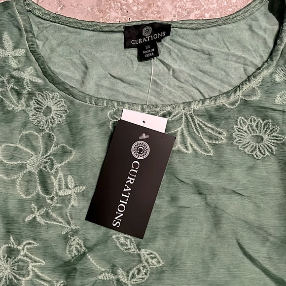 Curations Embroiderd Sleeveless Tank Top/ Blouse in Green, Size XS New w/Tag - Picture 3 of 7